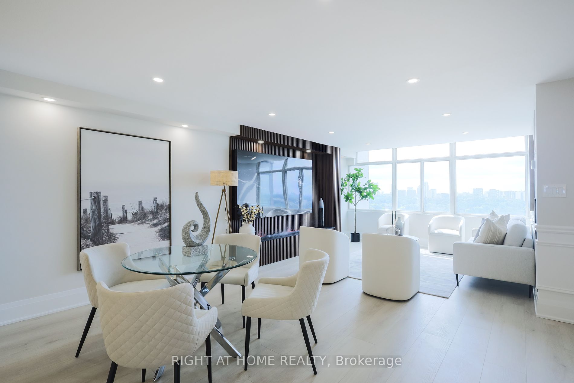 1555 Finch Ave E, #1205