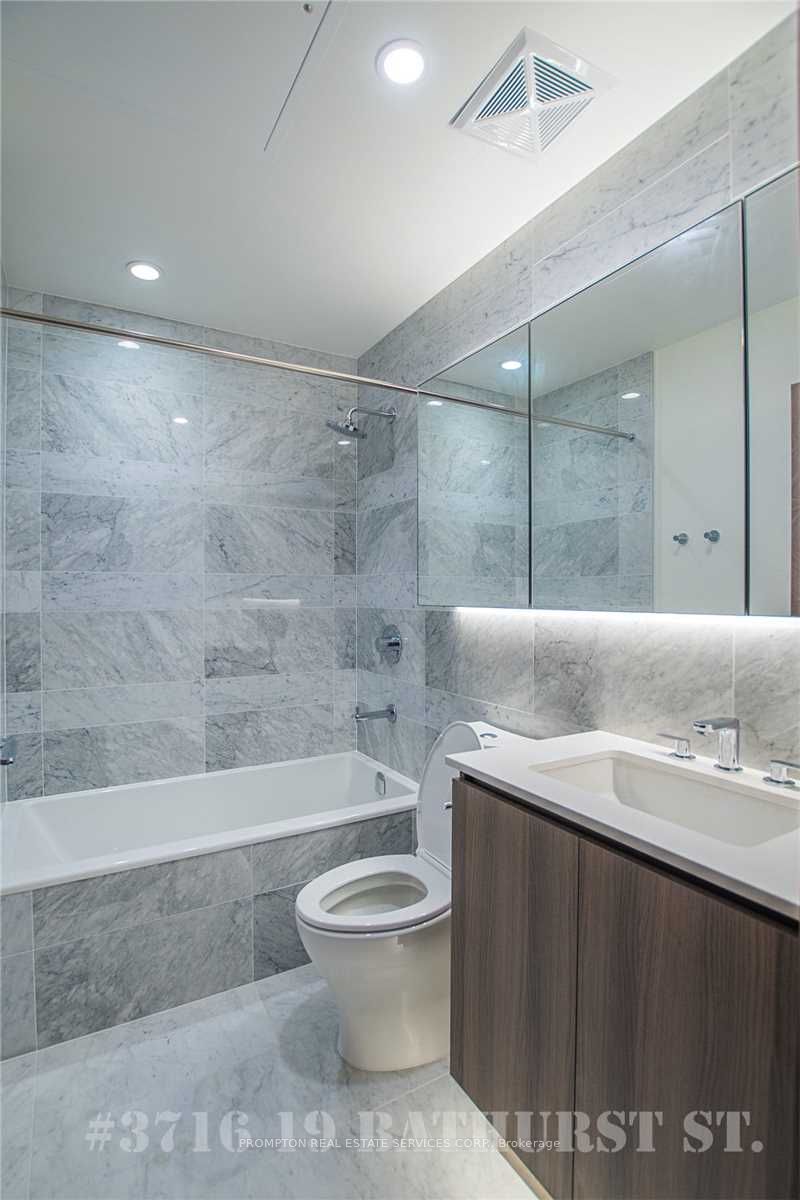 19 Bathurst Street #3716