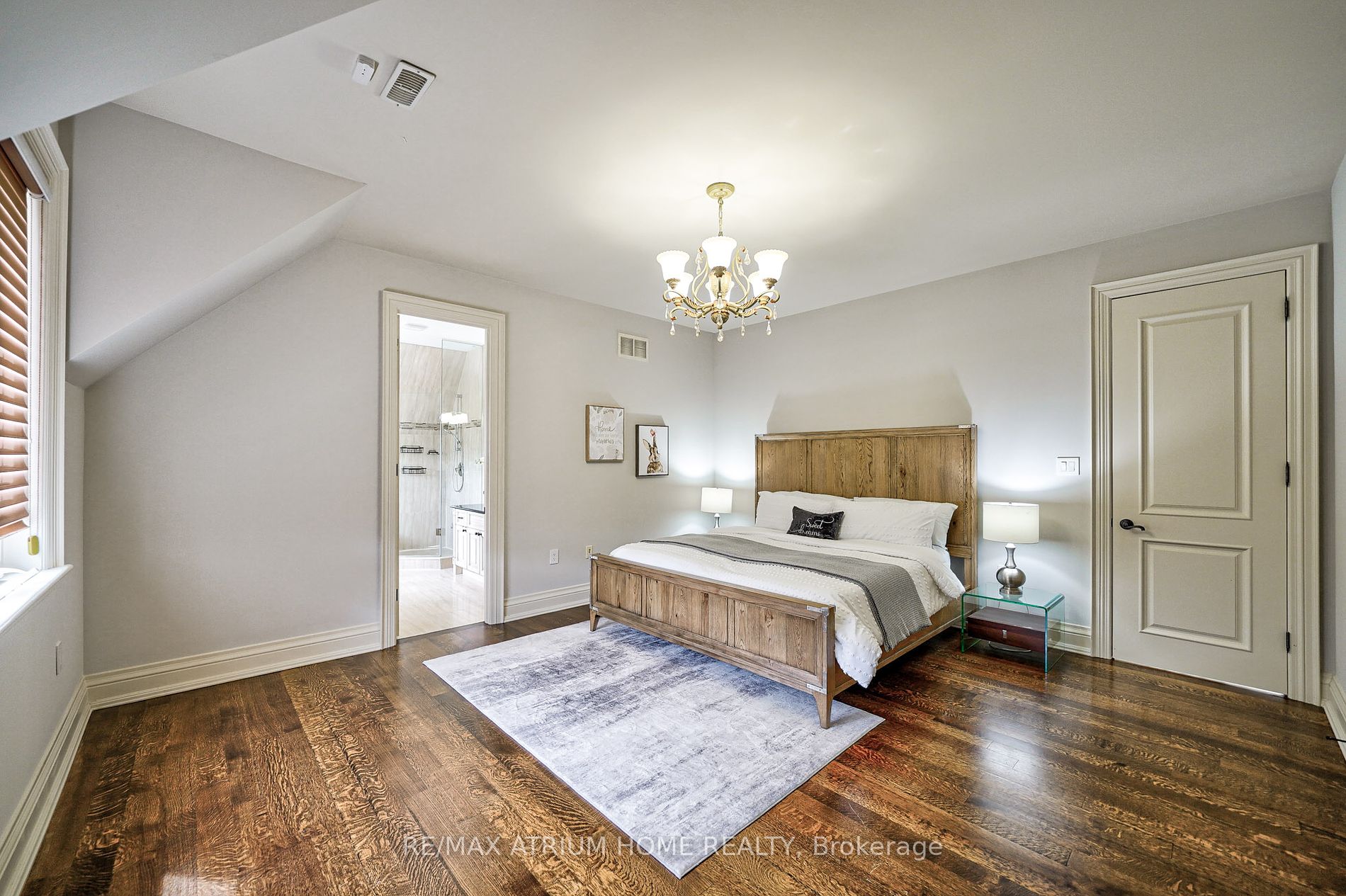 18 Heathcote Avenue