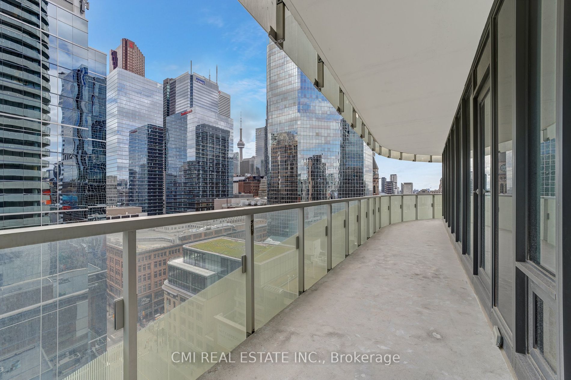 197 Yonge St, #1409