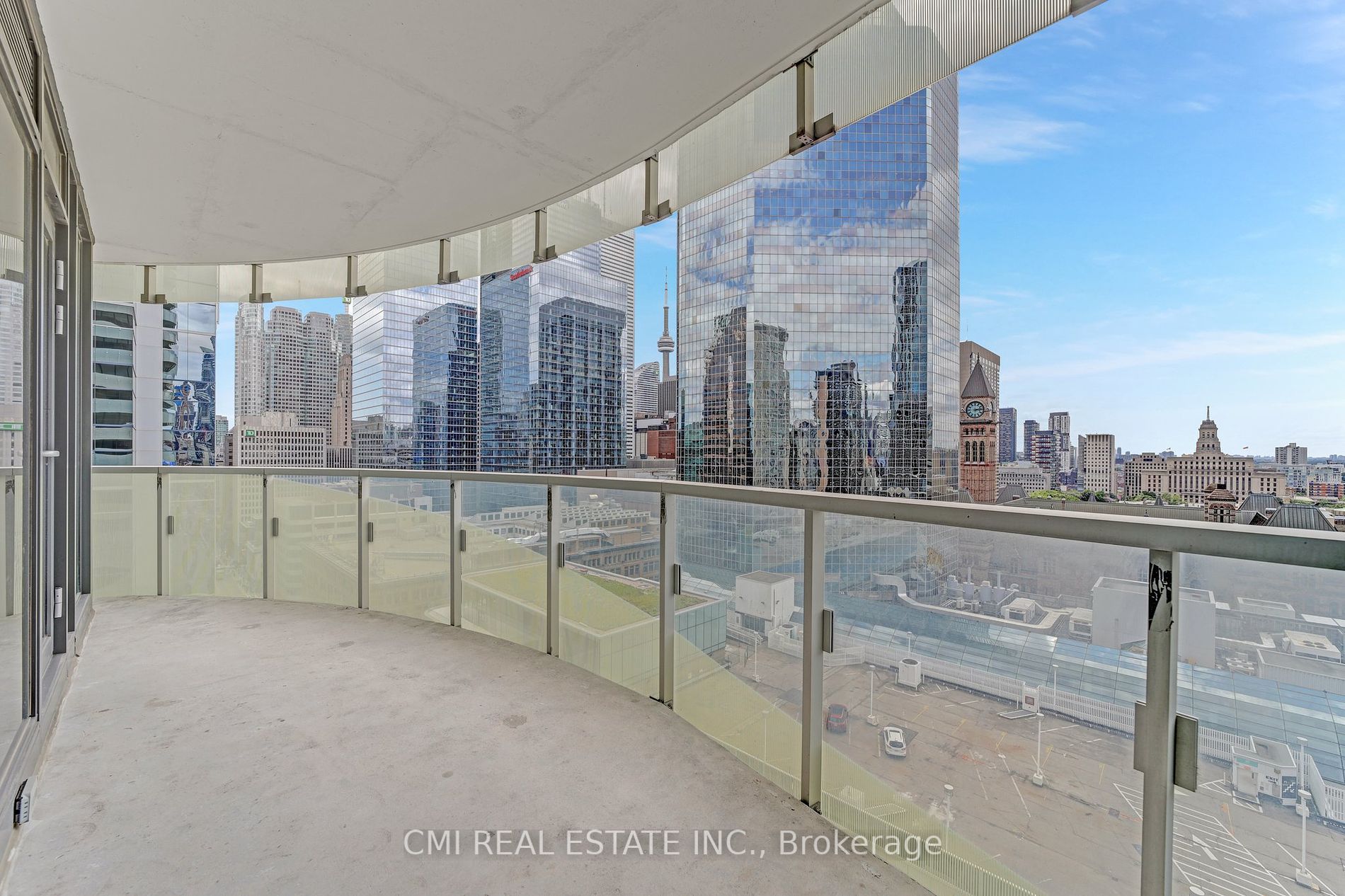 197 Yonge St, #1409