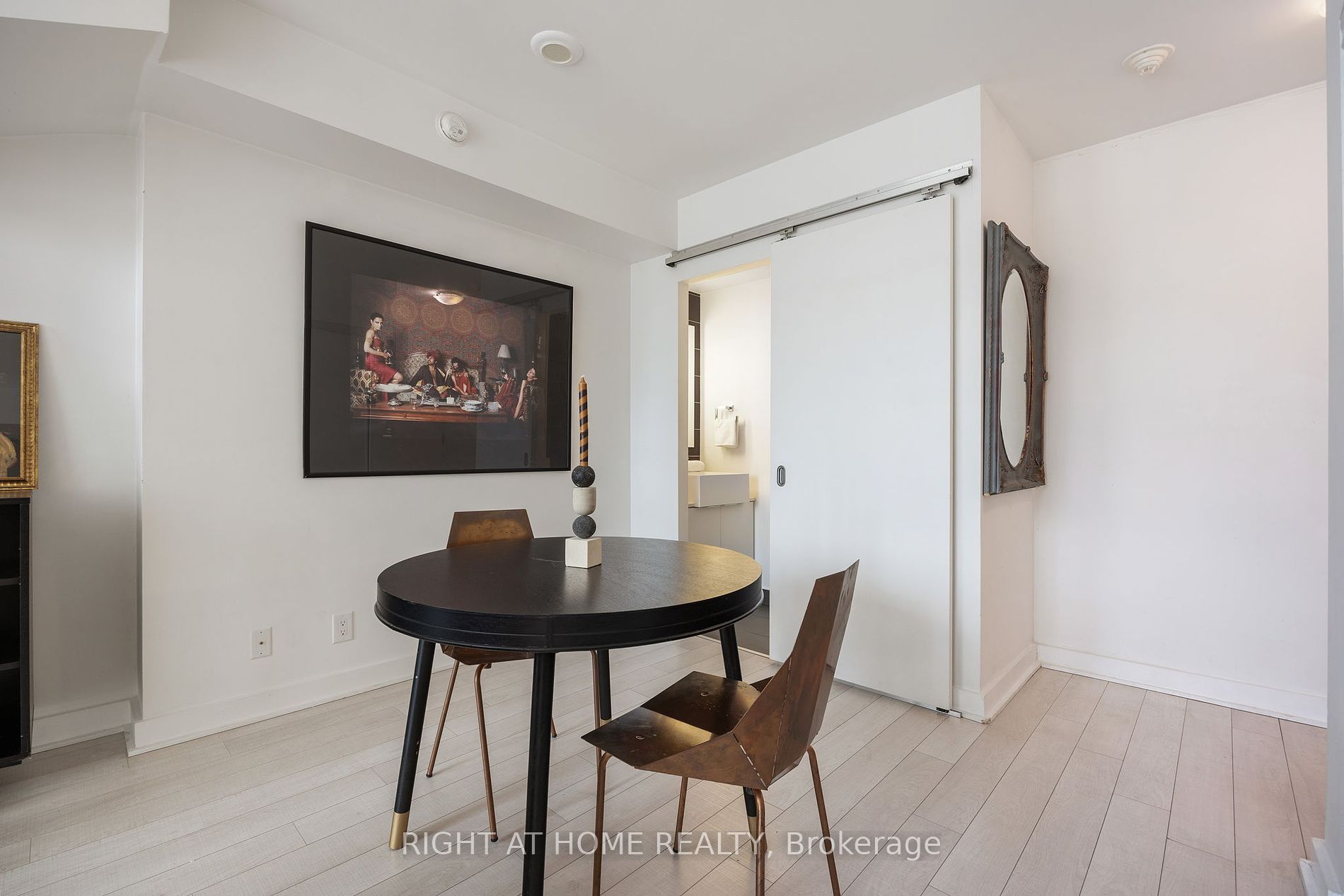 5 Hanna Avenue #426