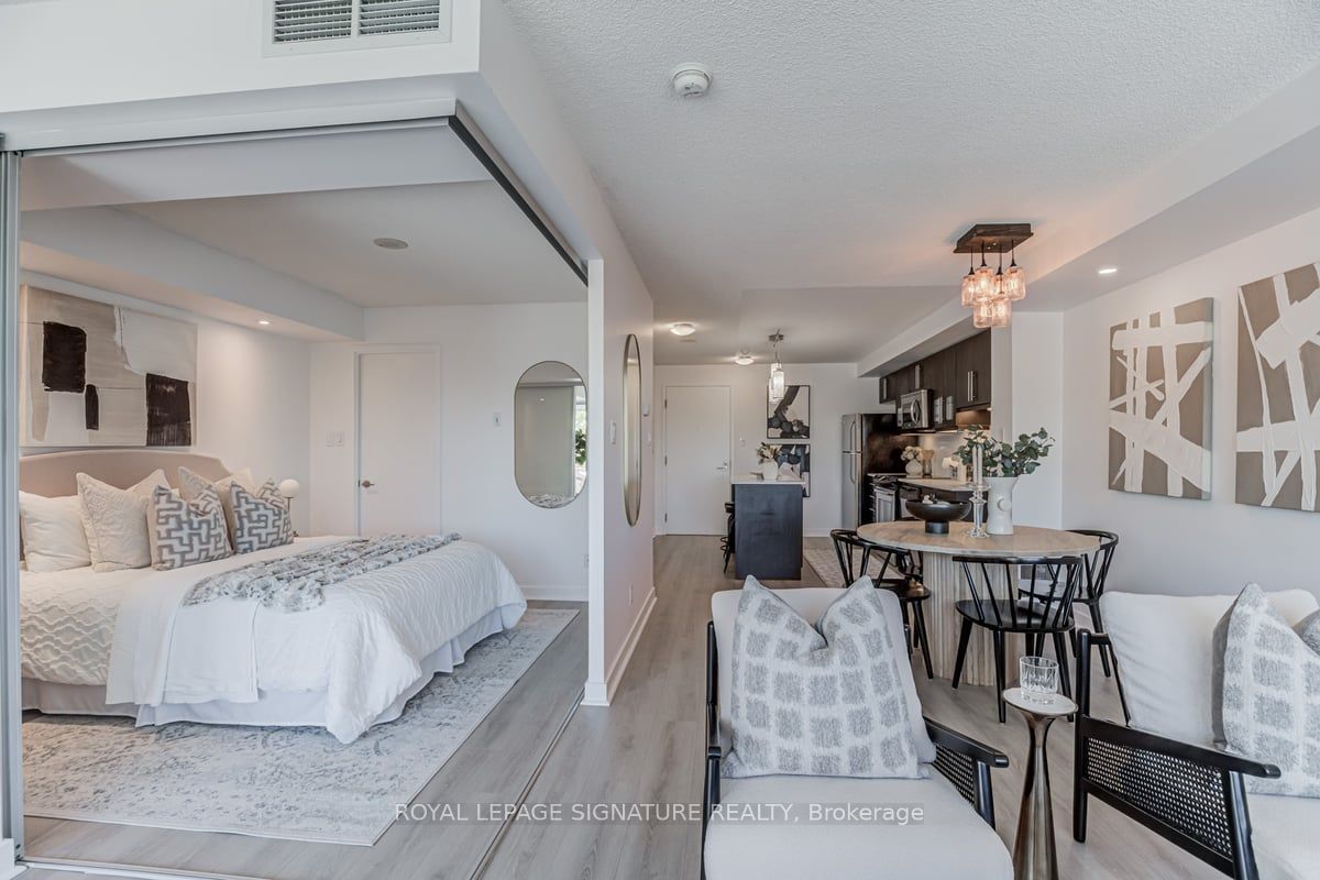 1169 Queen St W, #309