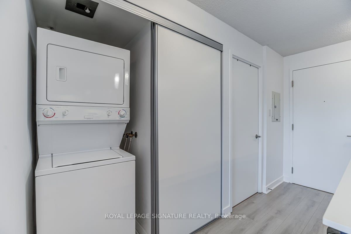 1169 Queen St W, #309