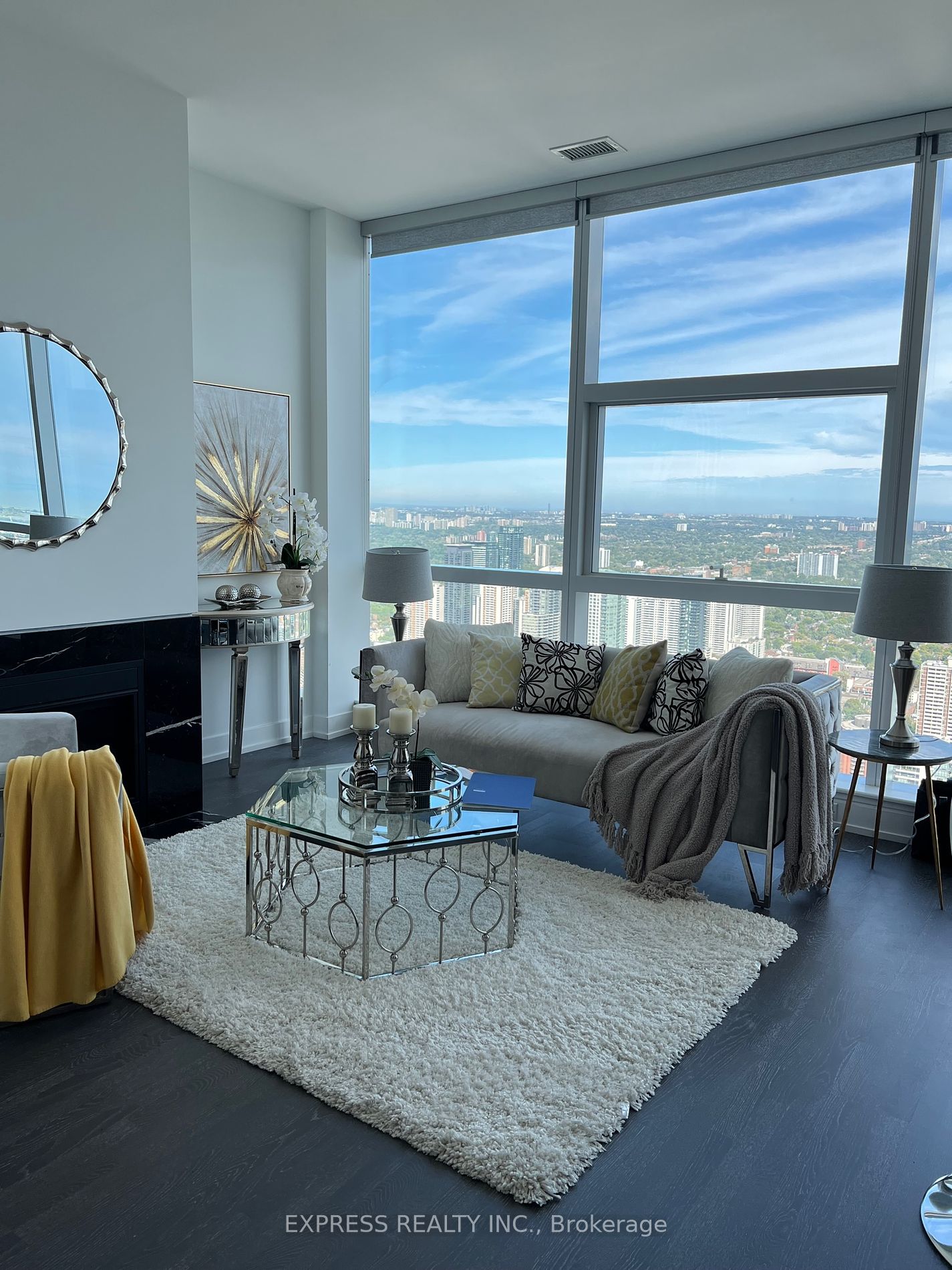 7 Grenville St, #6411