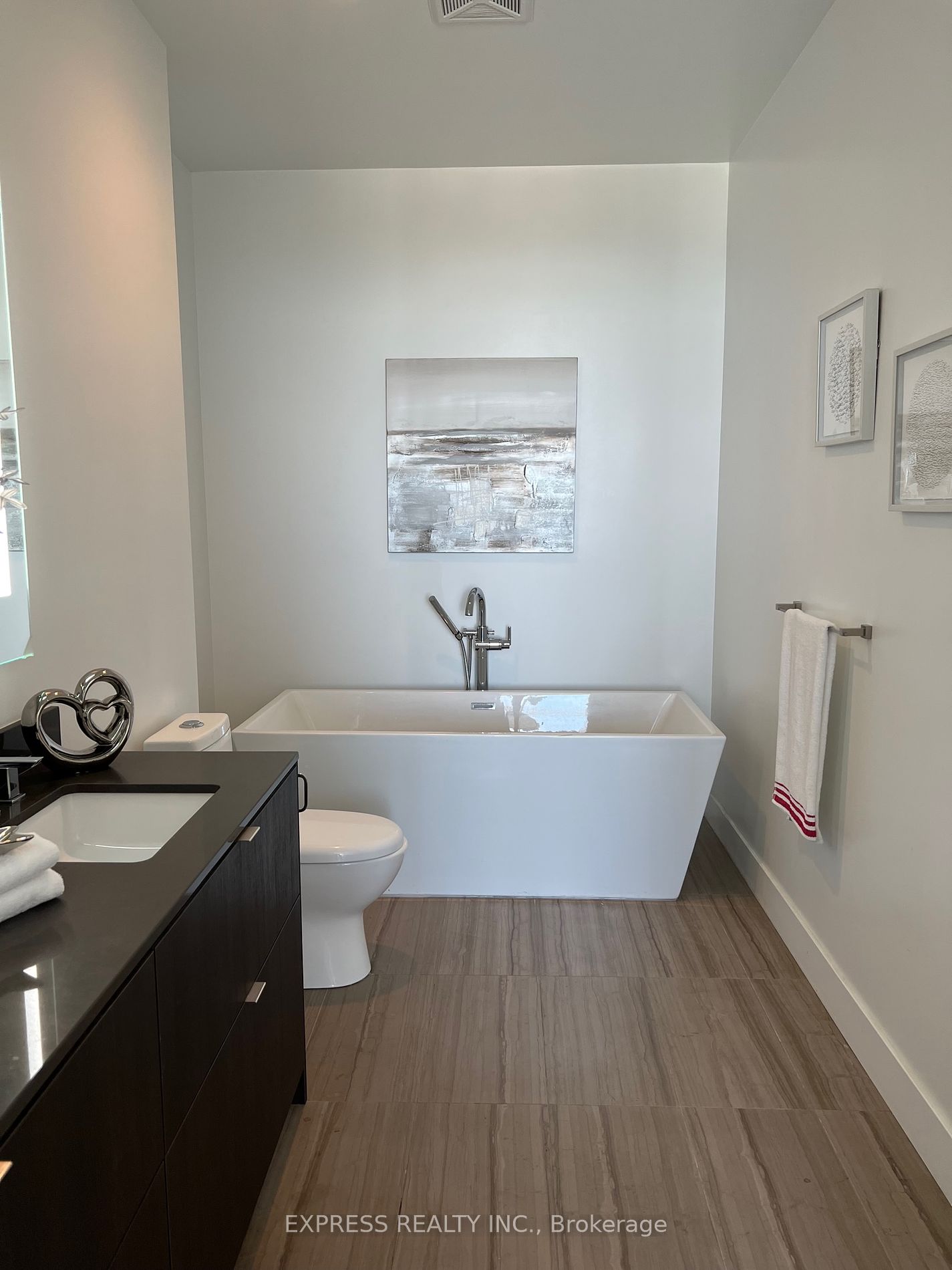 7 Grenville St, #6411