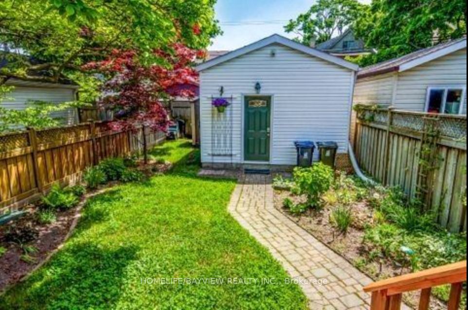 27 Cranbrooke Avenue