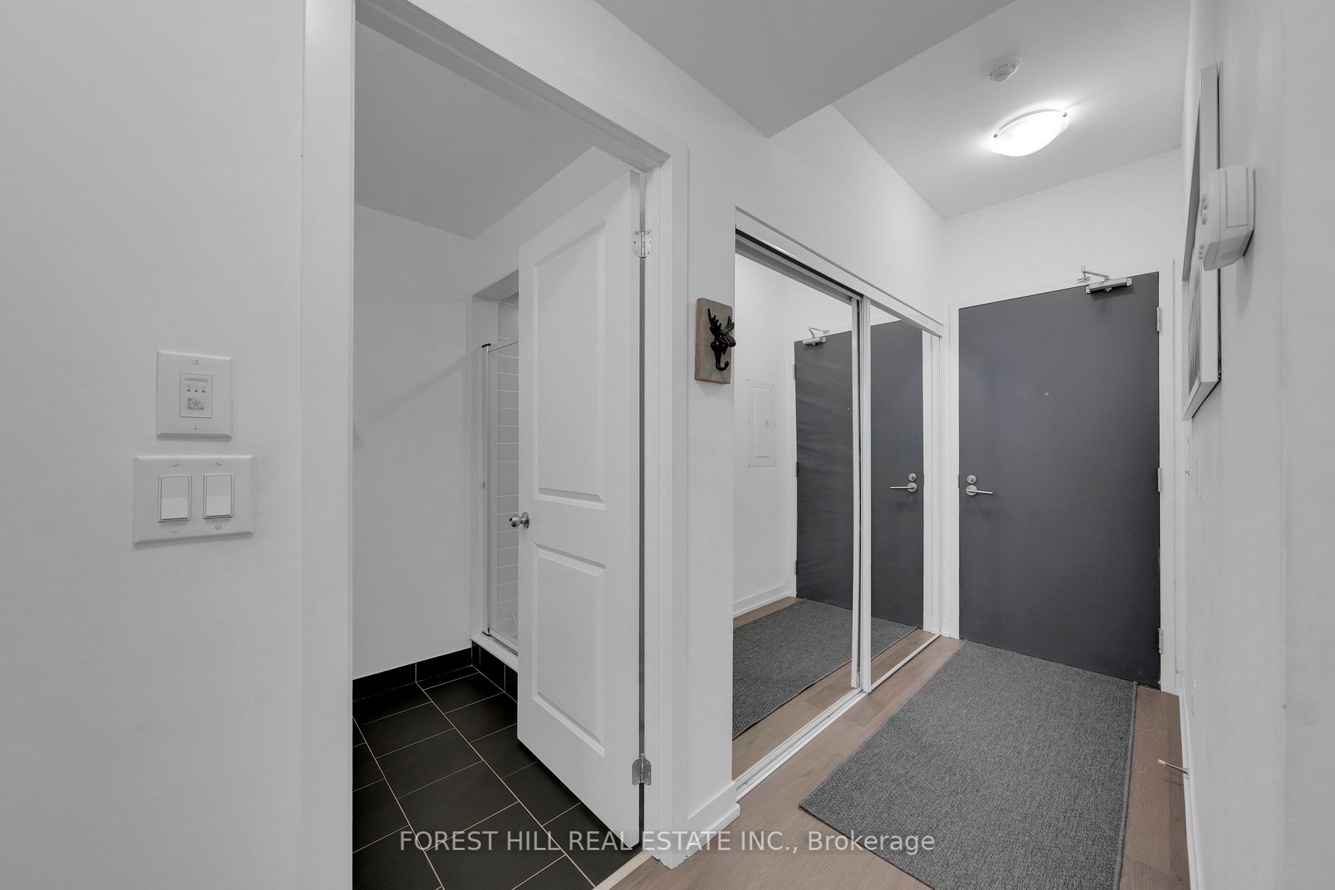 105 George St, #311