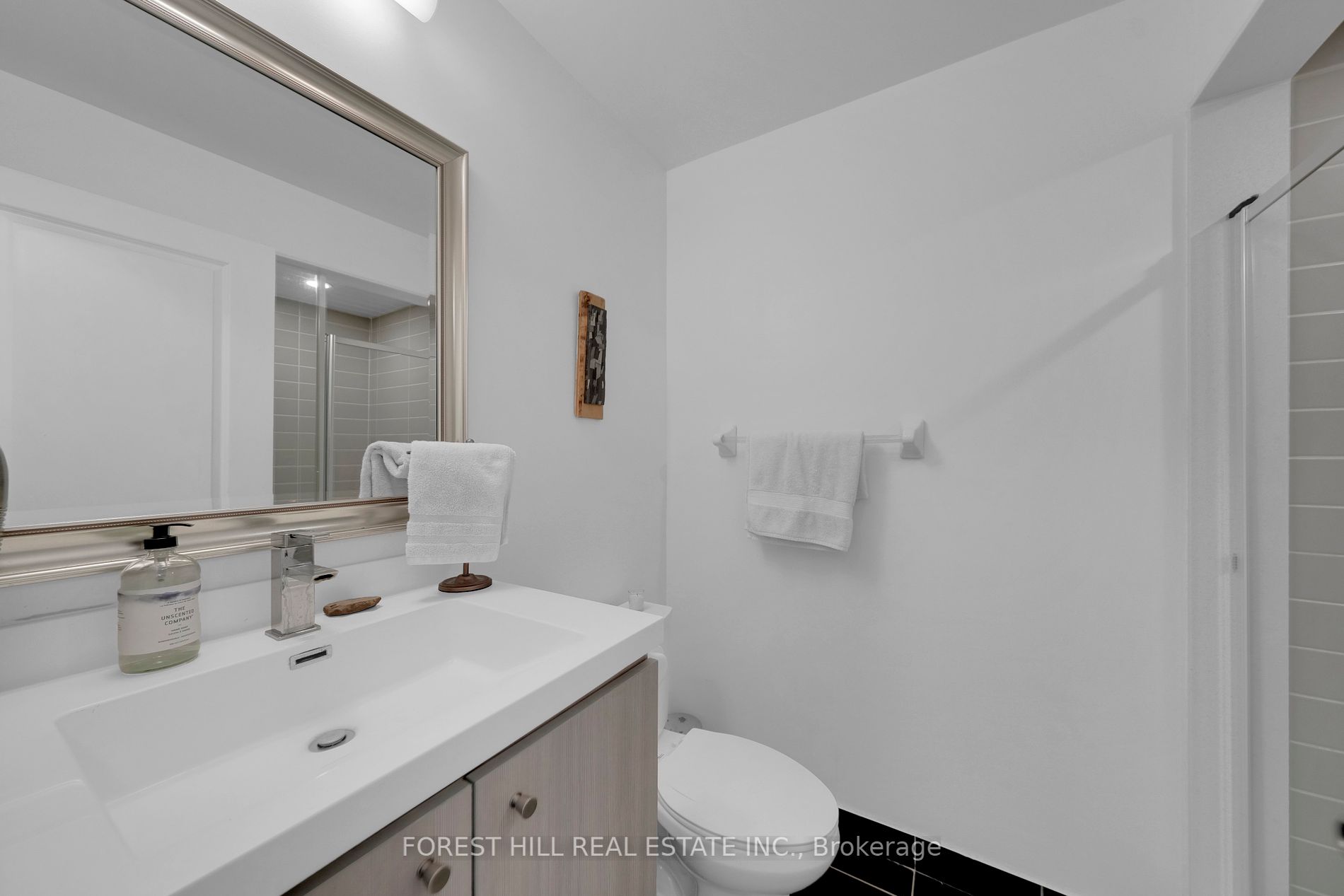 105 George St, #311