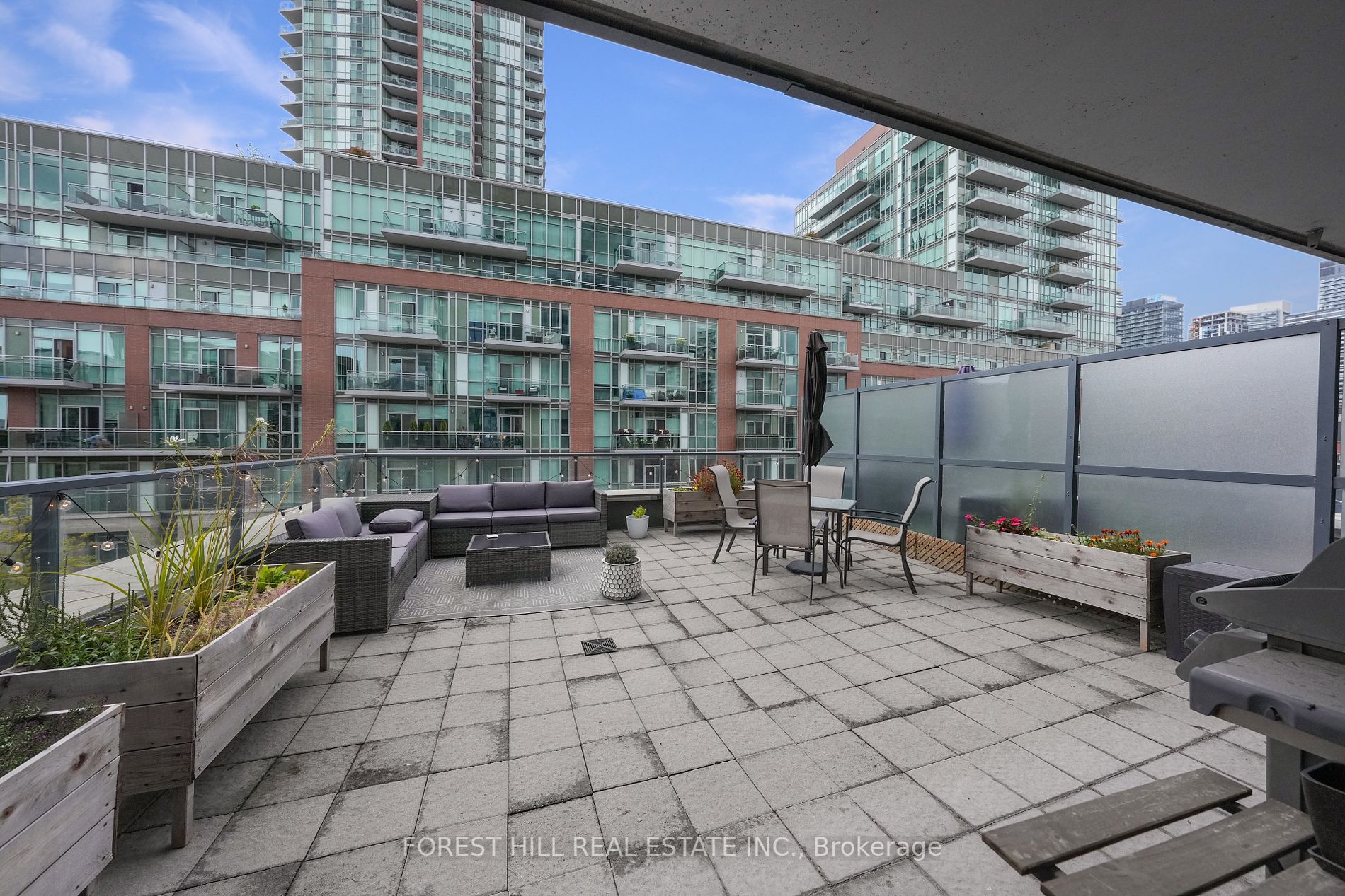 105 George St, #311