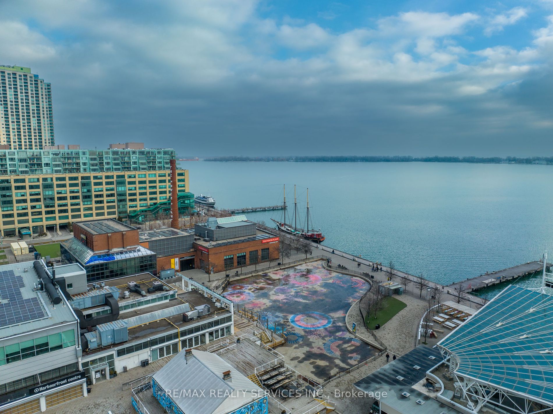100 Harbour St, #1202