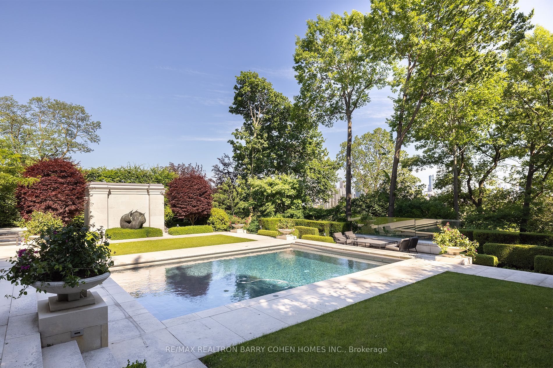 17 Ardwold Gate