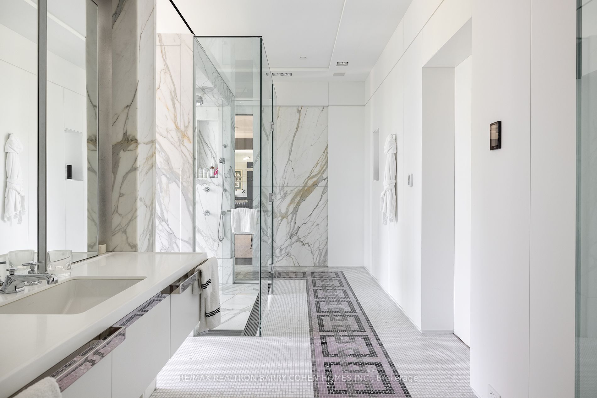 17 Ardwold Gate