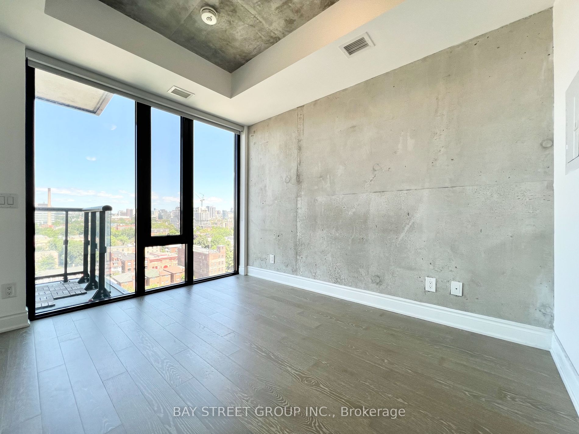 608 Richmond Street W, #1202