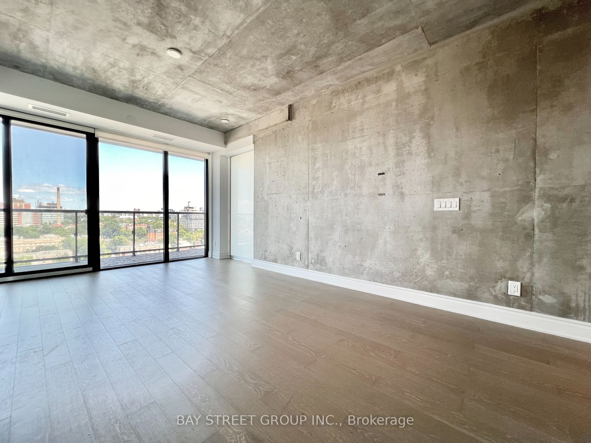 608 Richmond Street W, #1202