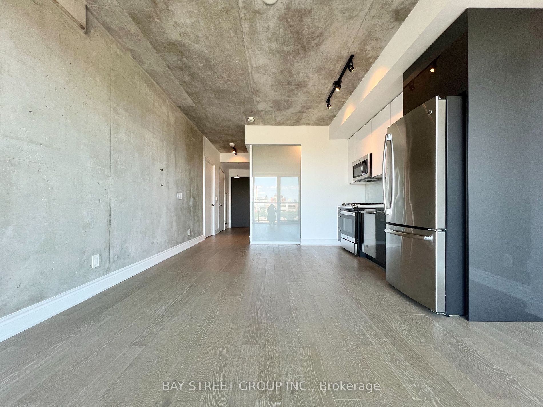 608 Richmond Street W, #1202