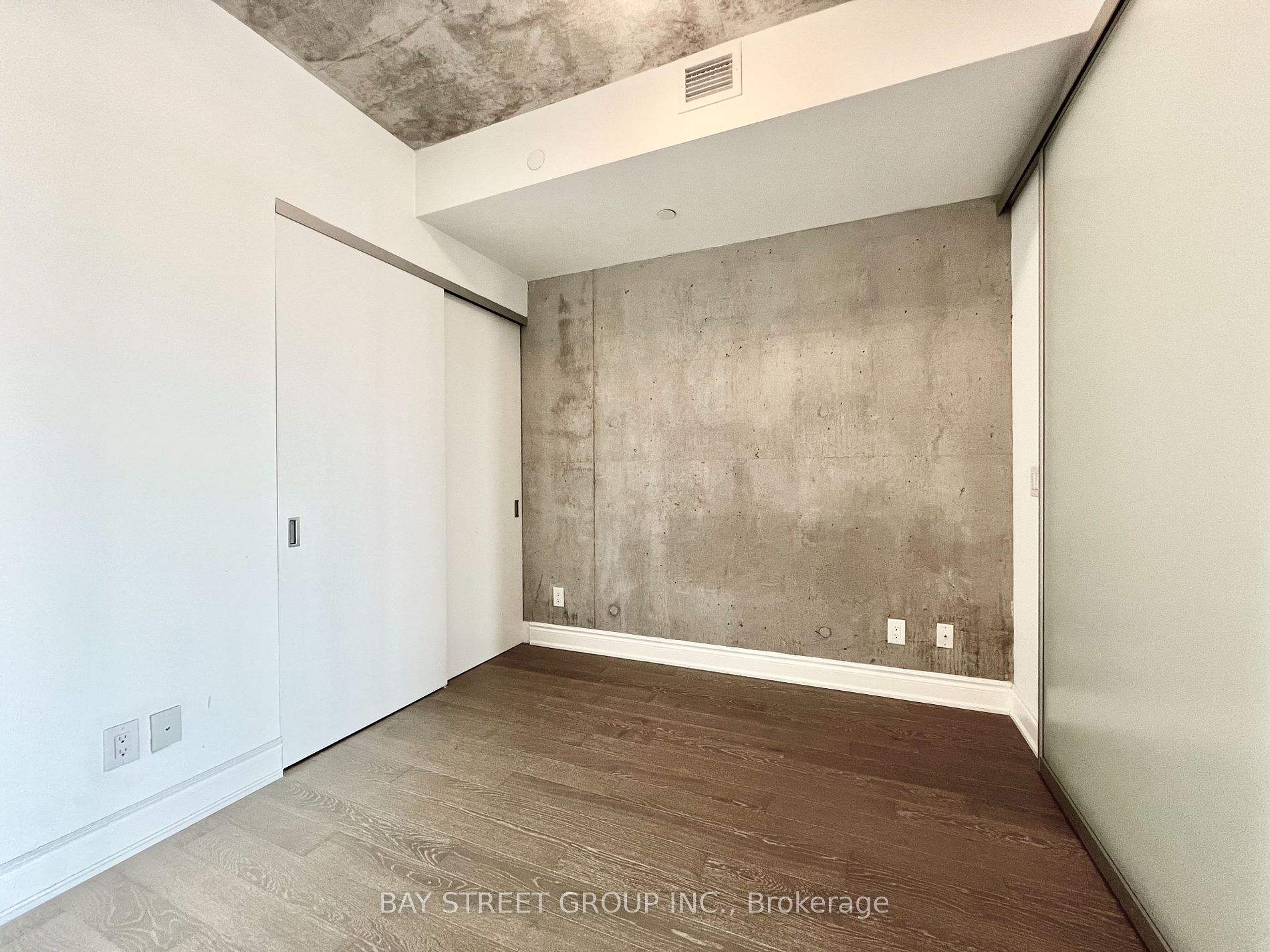 608 Richmond Street W, #1202