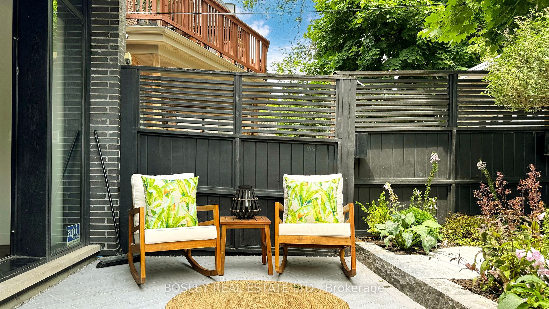 5 Braemar Avenue