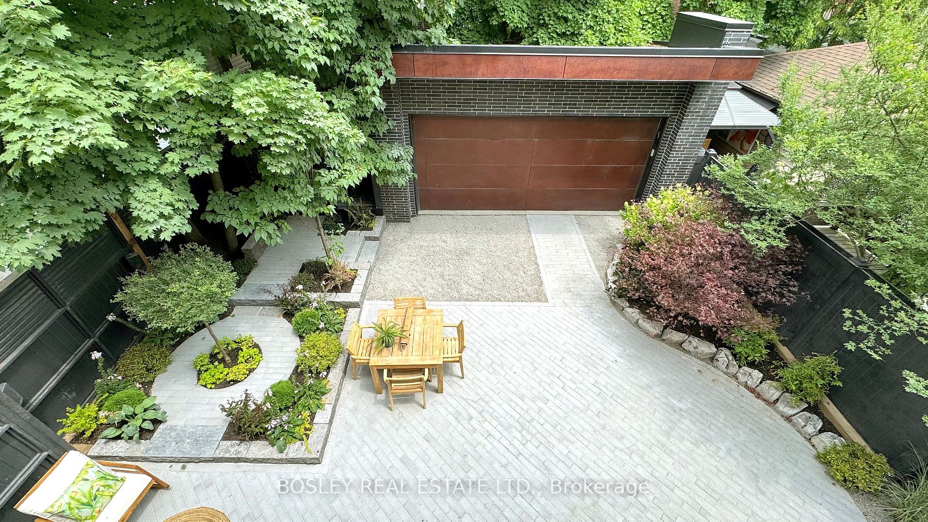 5 Braemar Avenue