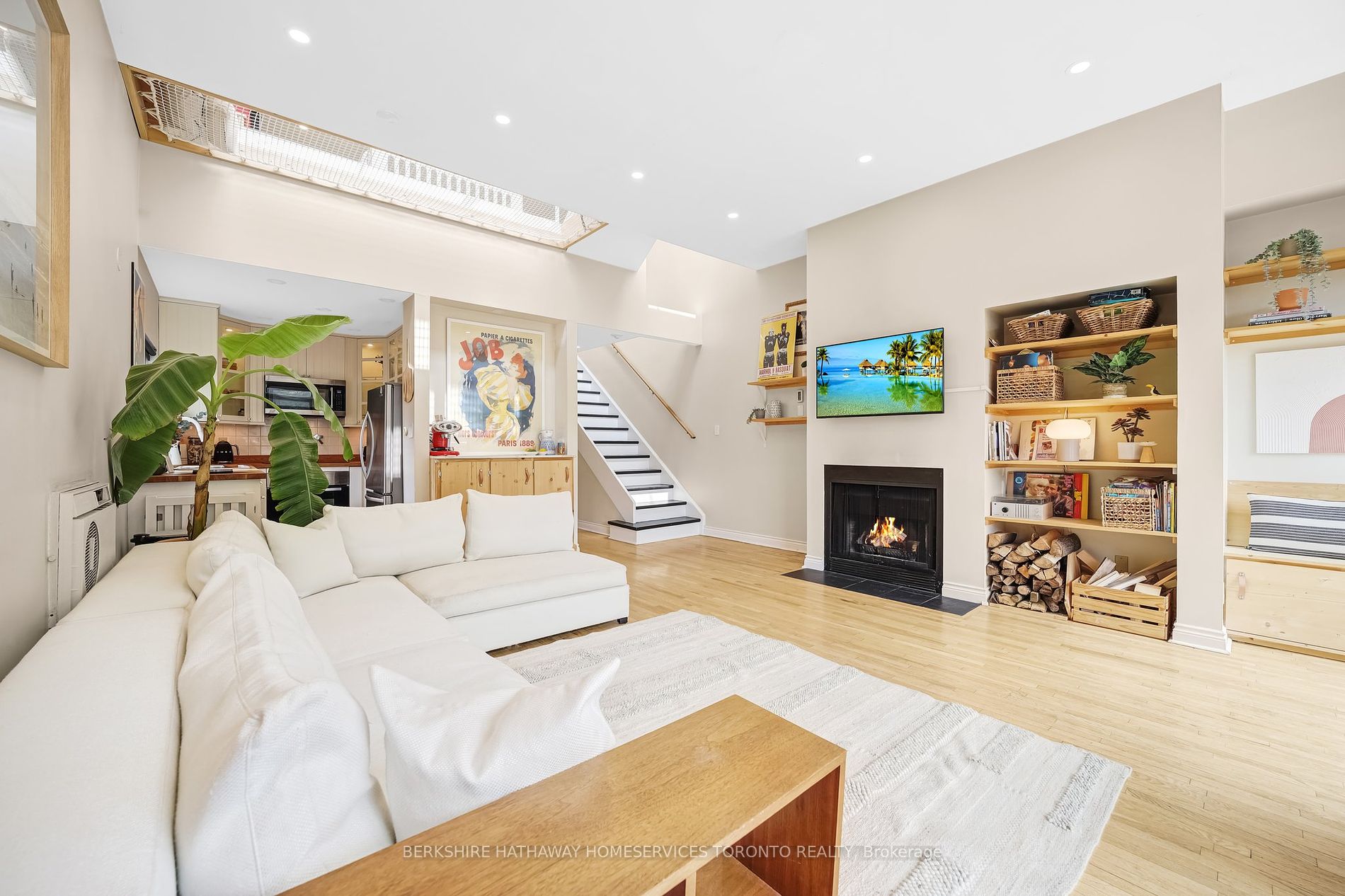 185 Carlton St, #4