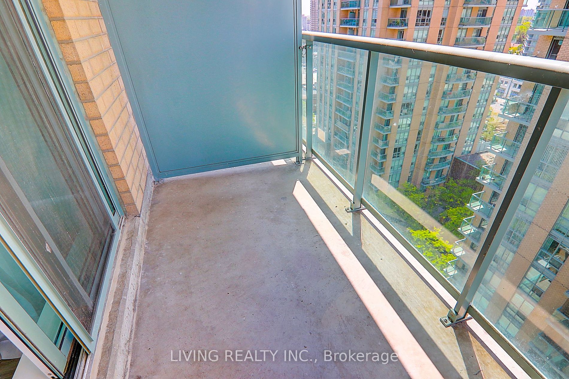26 Olive Ave, #1606