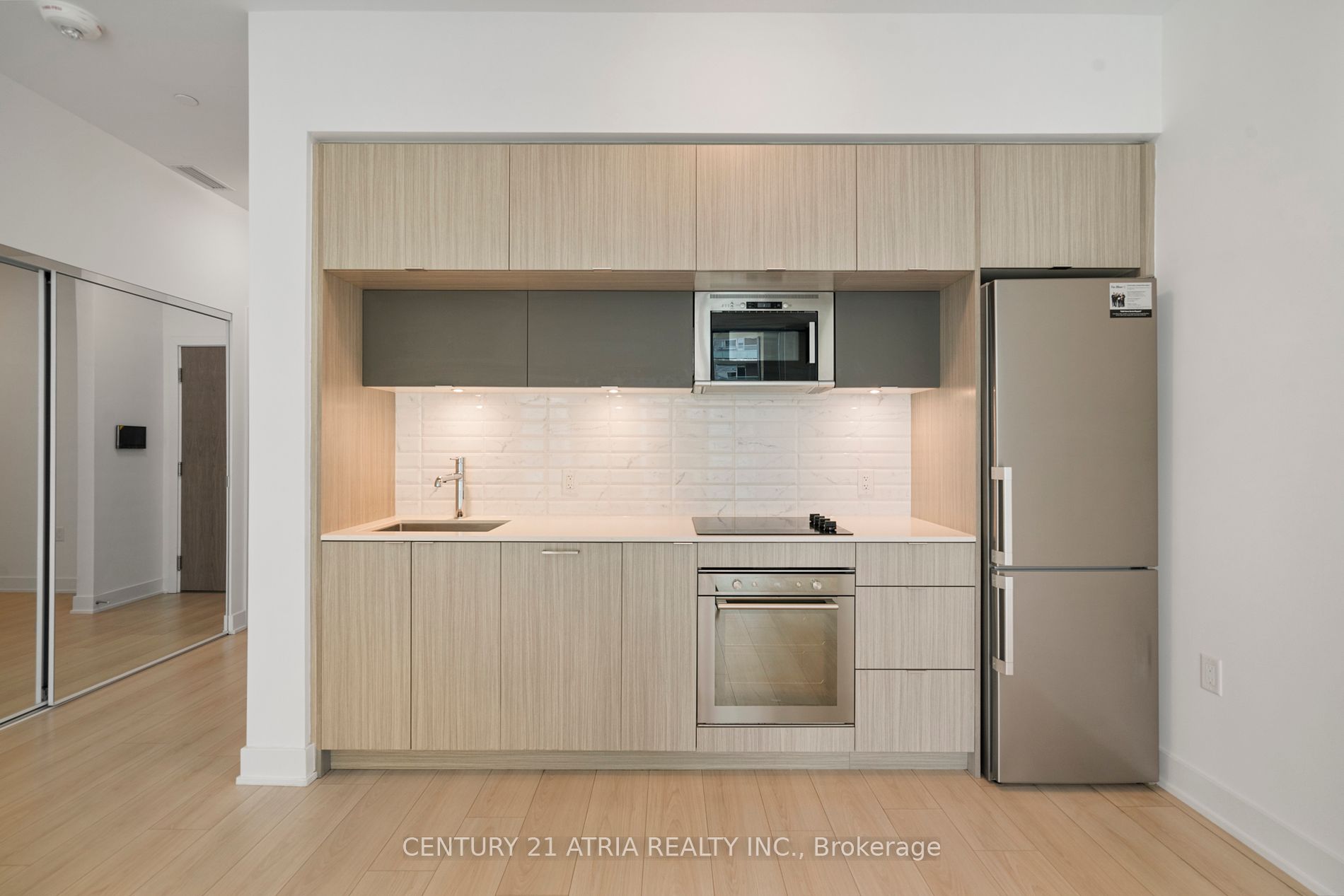 585 Bloor Street E, #320