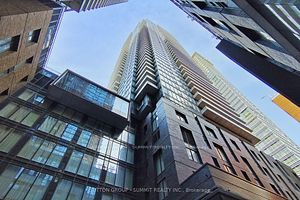 125 BLUE JAYS Way, #907