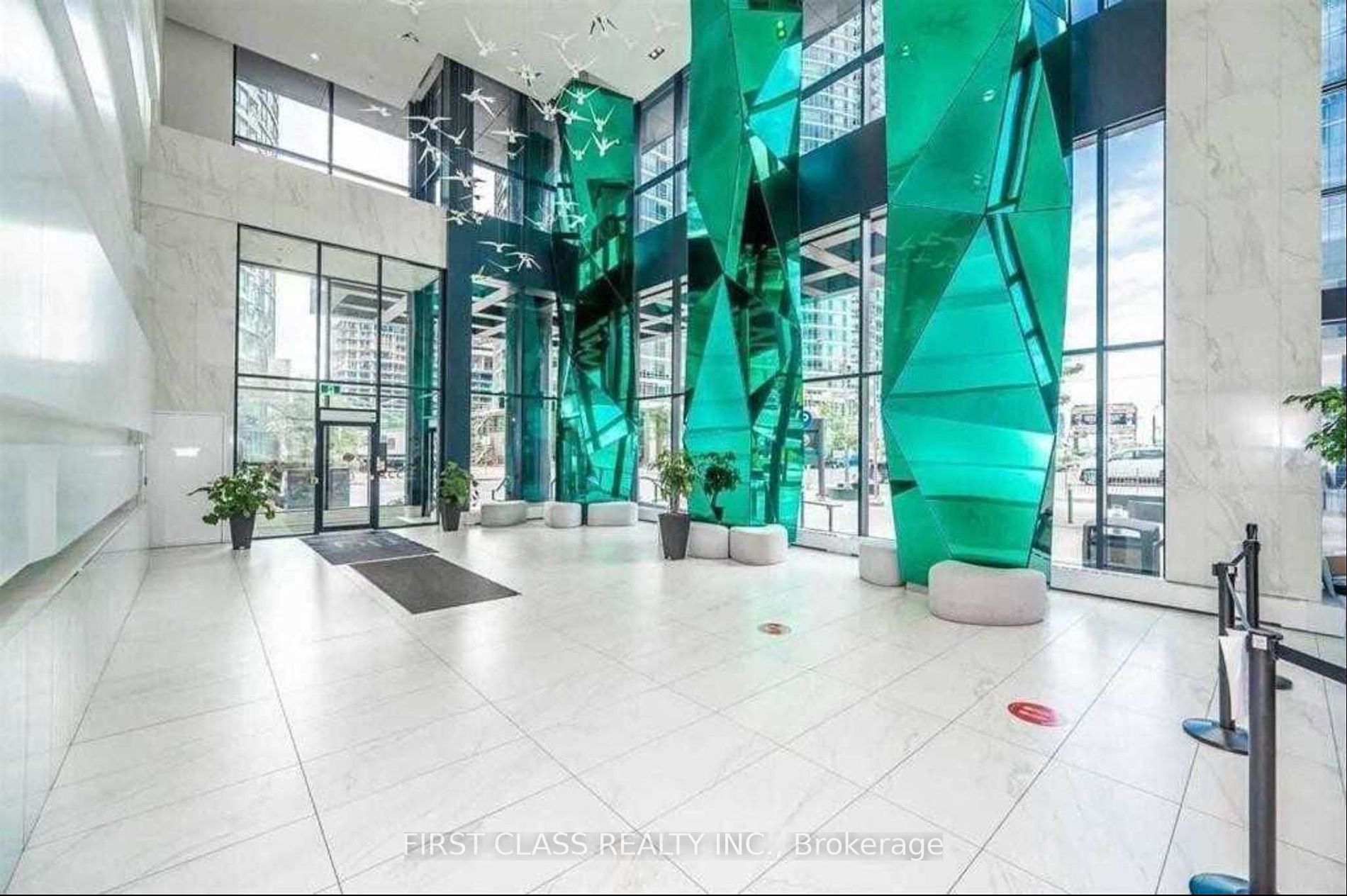 352 Front St W, #1217