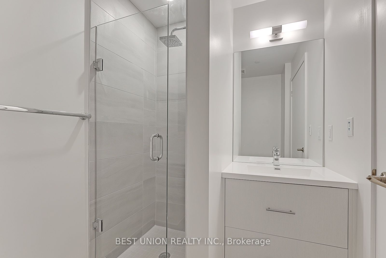 188 Fairview Mall Drive, #703