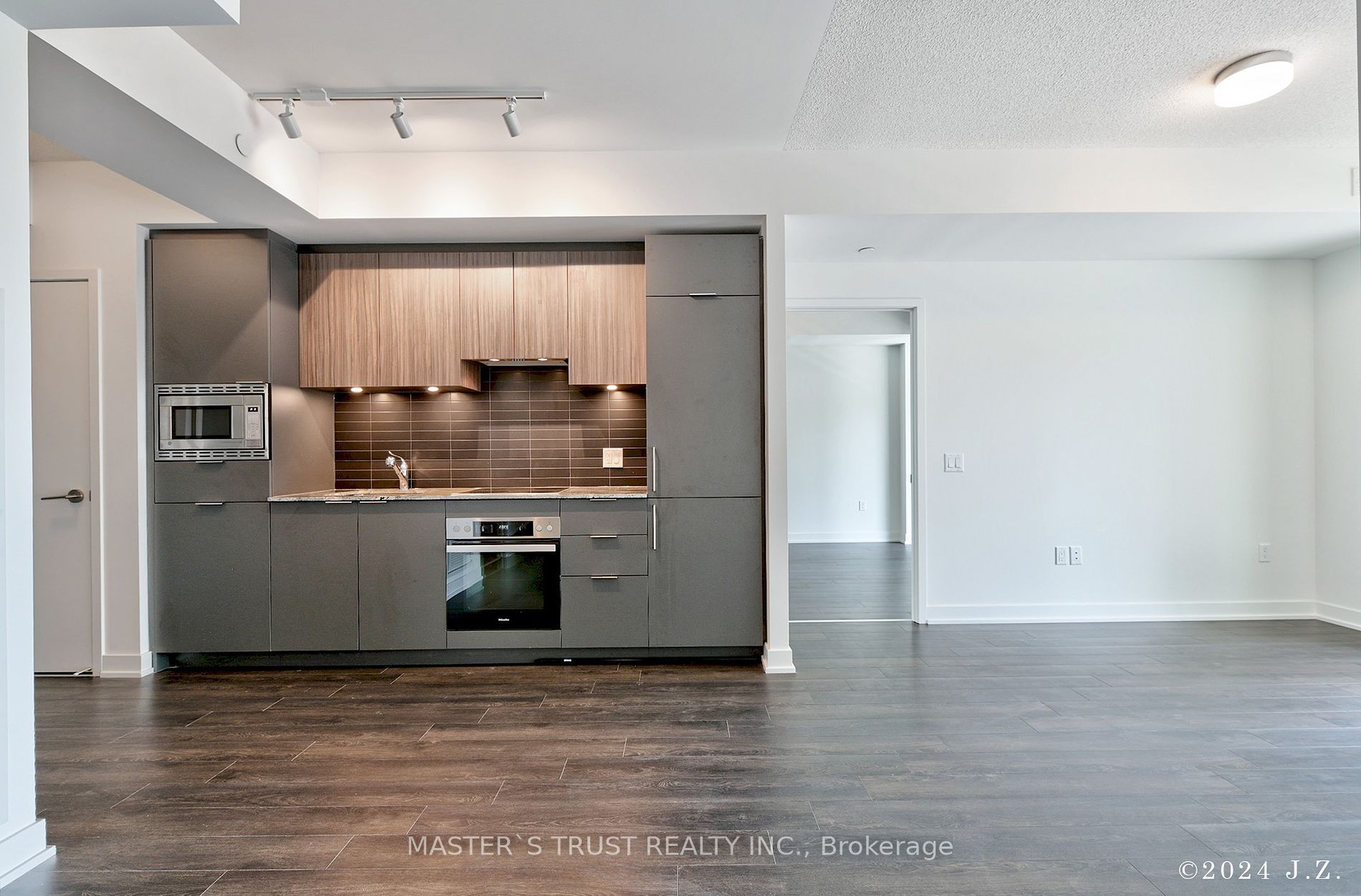 50 O'Neill Road, #503
