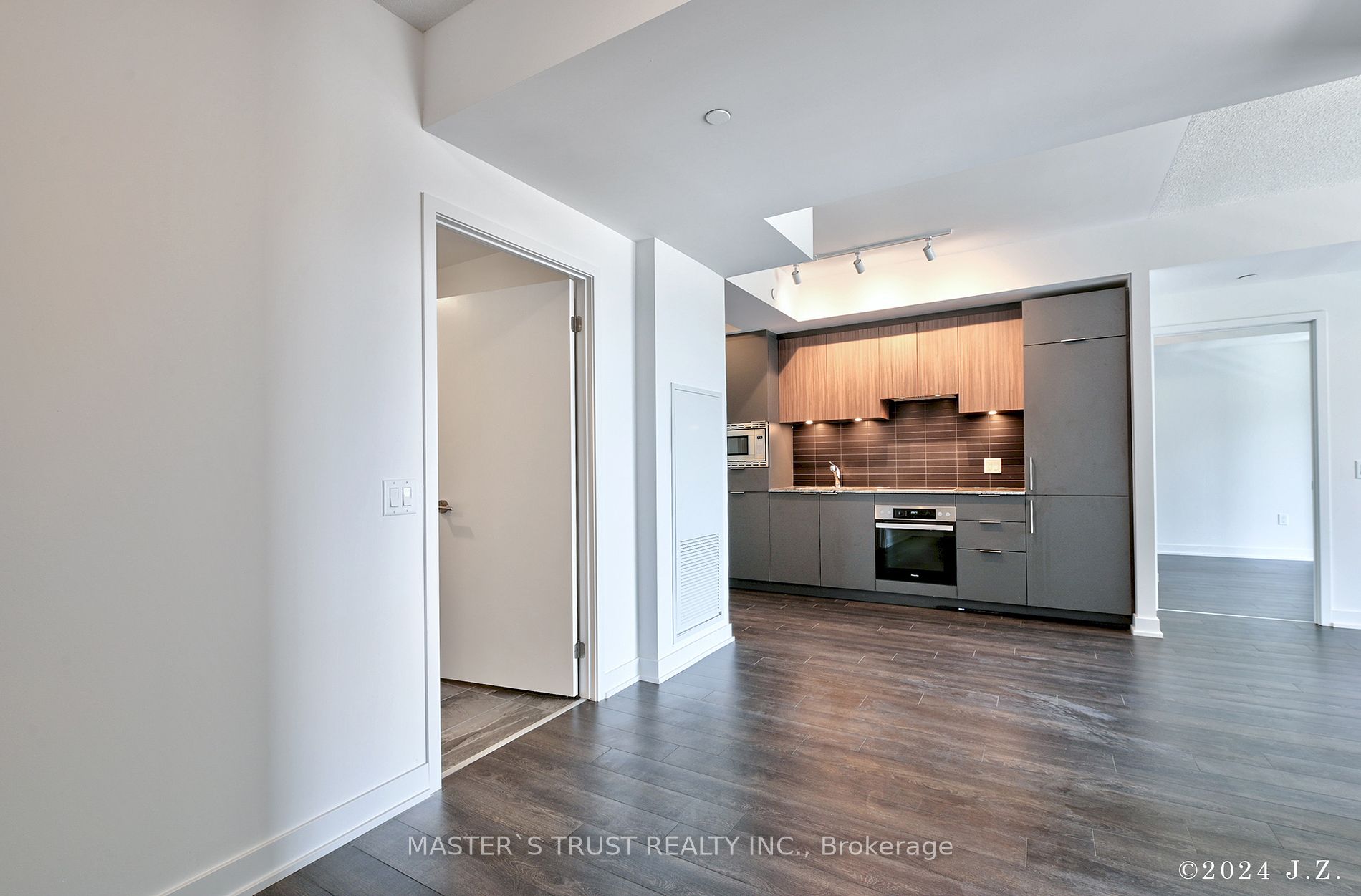 50 O'Neill Road, #503