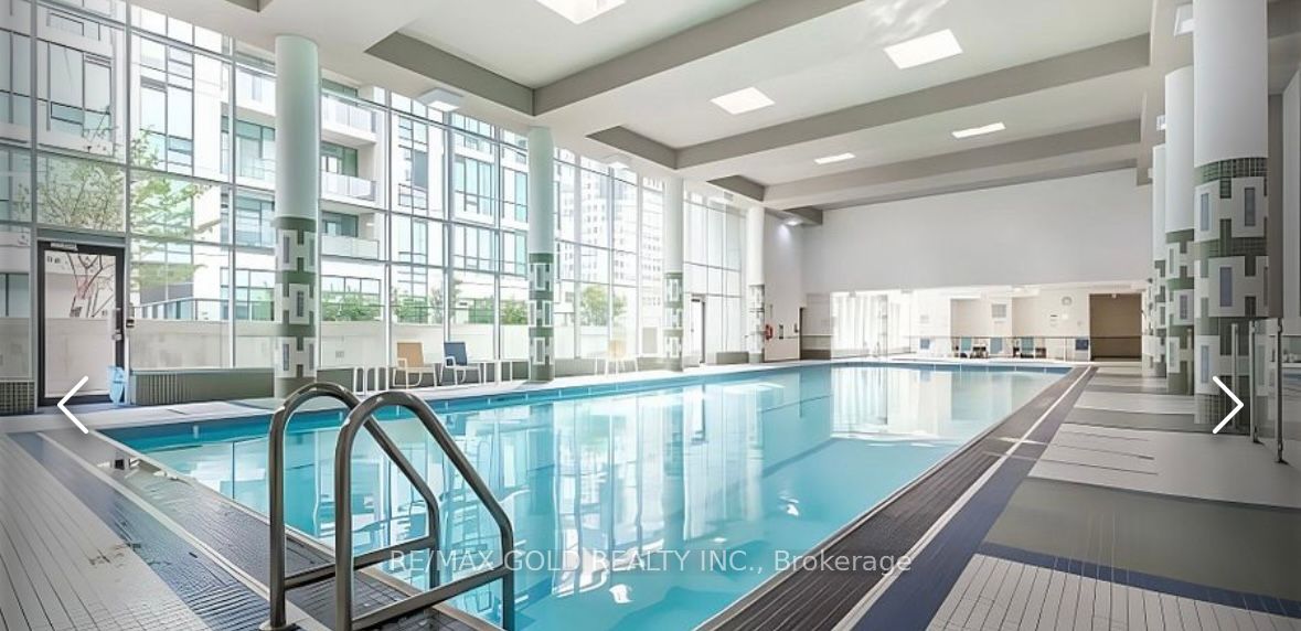 16 Yonge Street #1808
