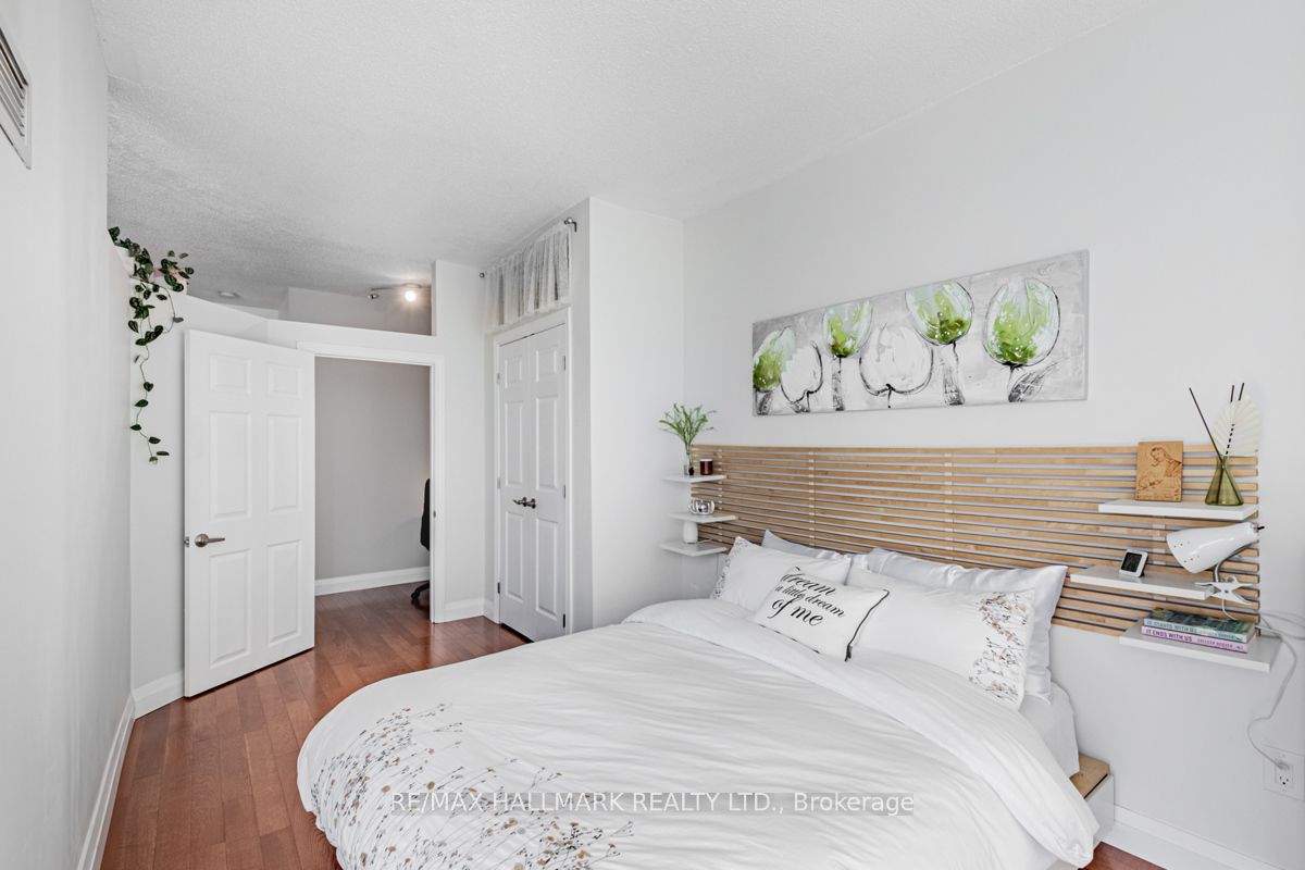 39 Parliament St, #1102