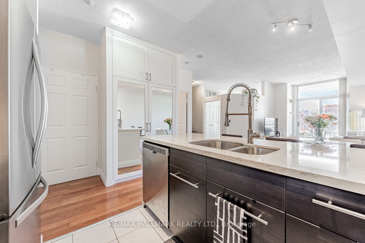 39 Parliament St, #1102