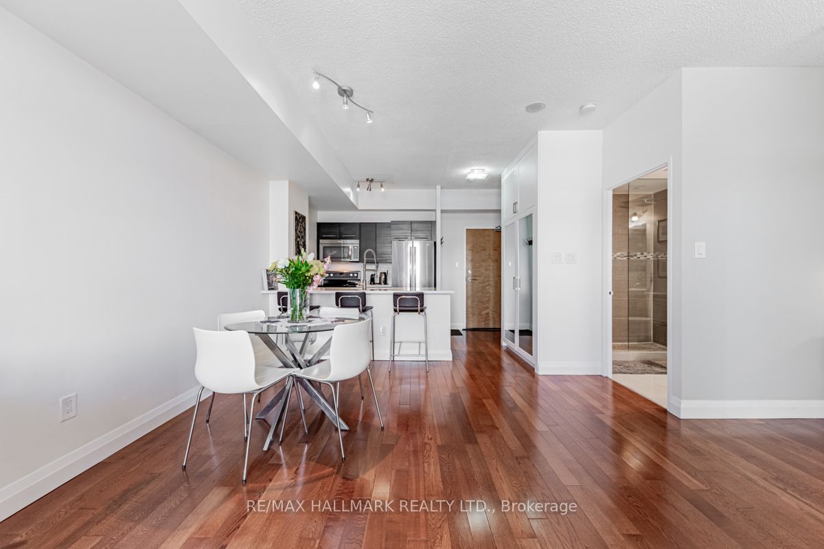 39 Parliament St, #1102
