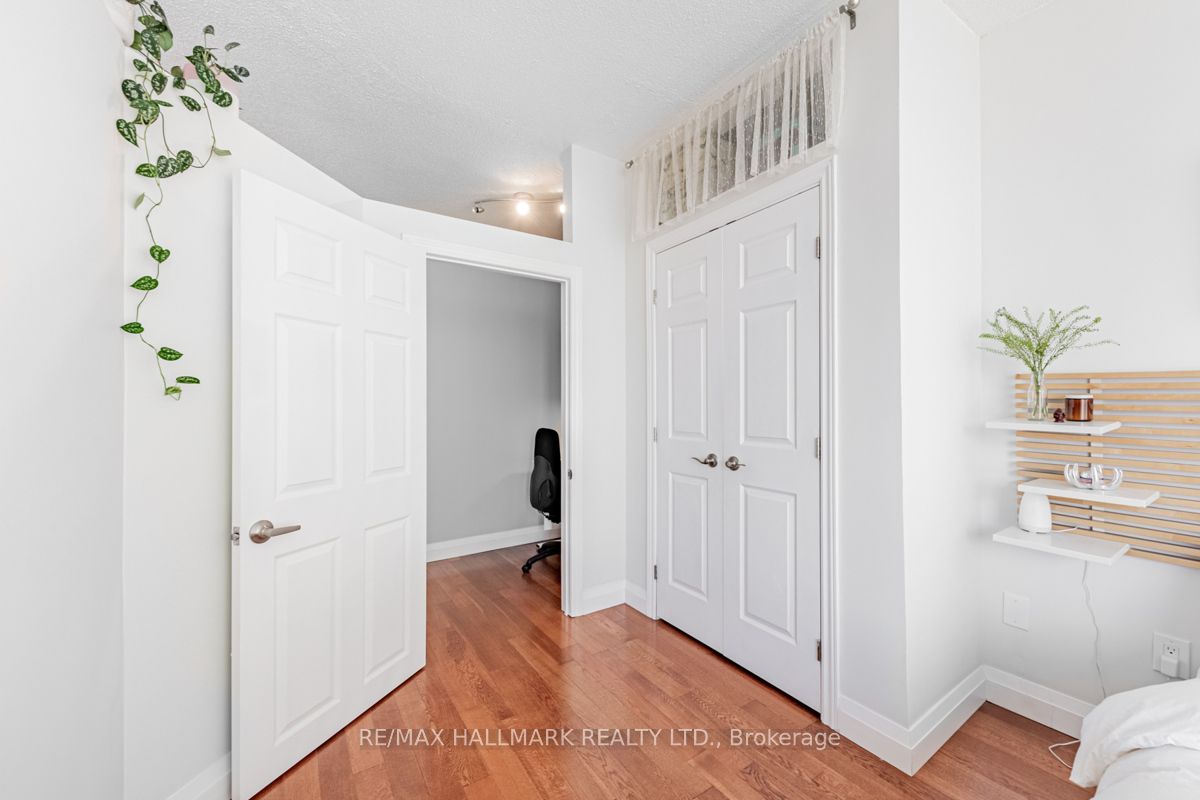 39 Parliament St, #1102