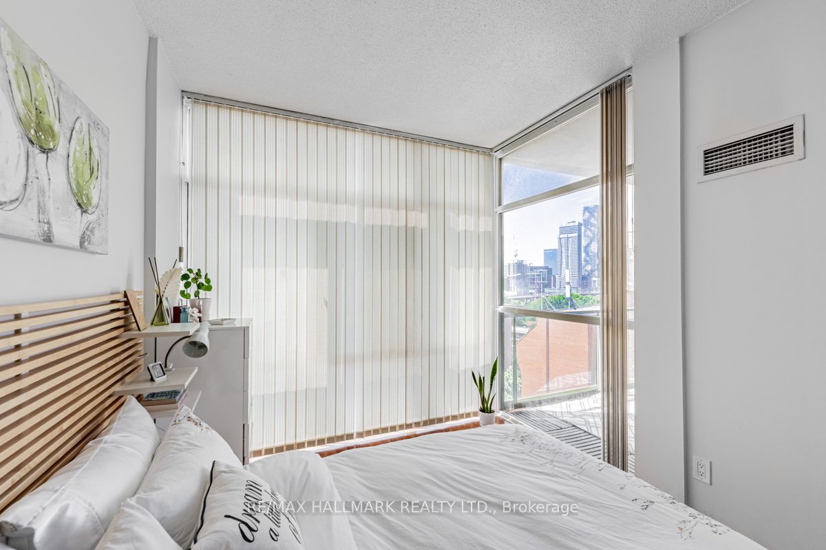 39 Parliament St, #1102