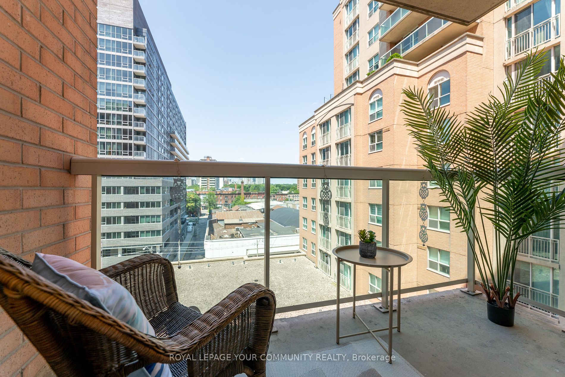 323 Richmond Street E, #707