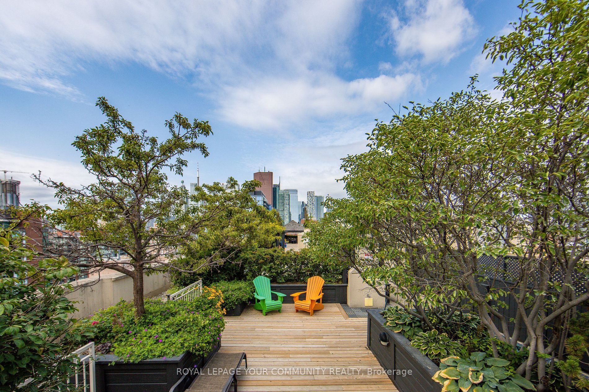 323 Richmond Street E, #707