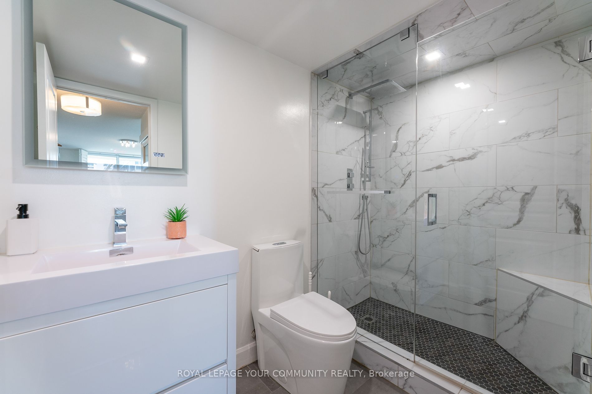 323 Richmond Street E, #707