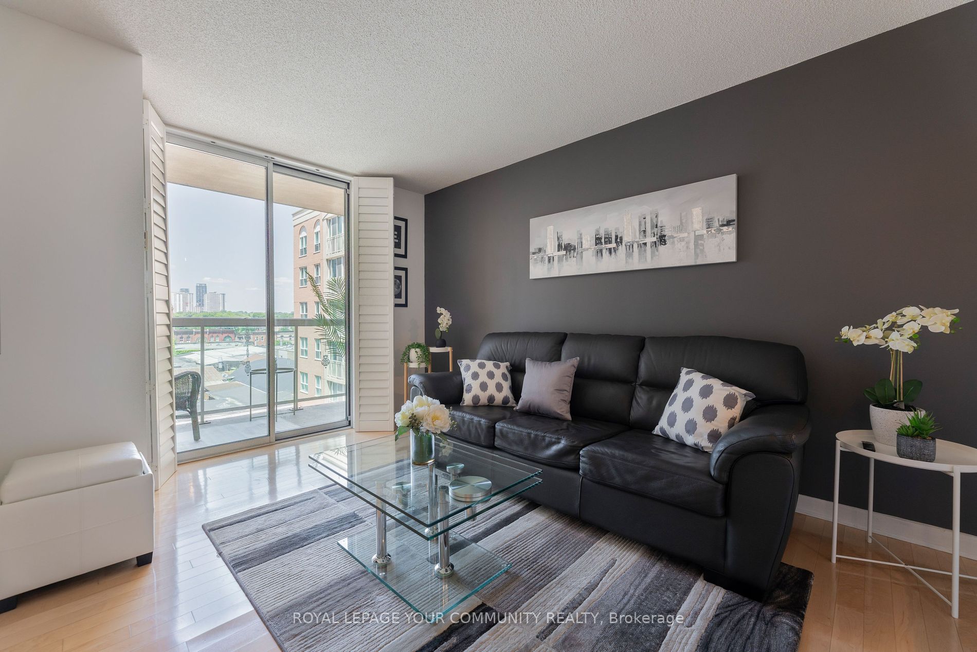 323 Richmond Street E, #707