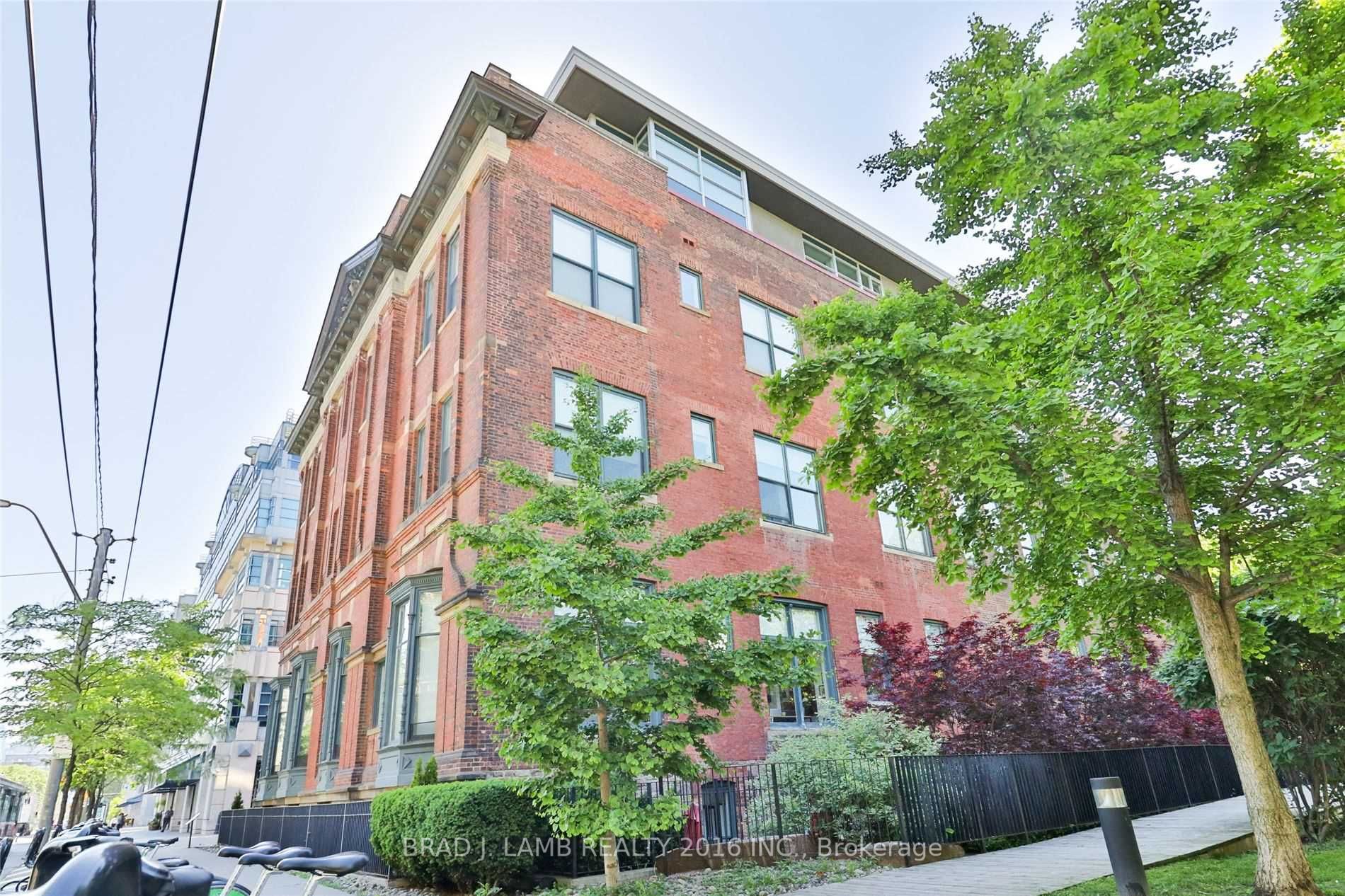 915 King Street W, #409