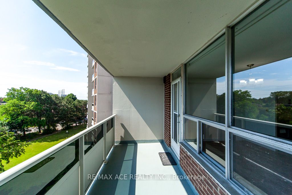 5 Shady Golfway Rd, #514