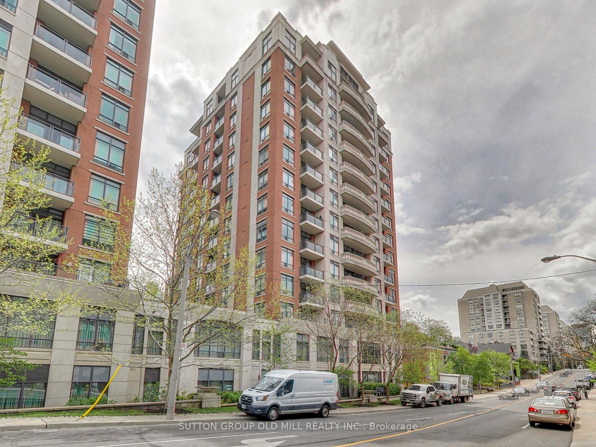 319 Merton Street, #1002