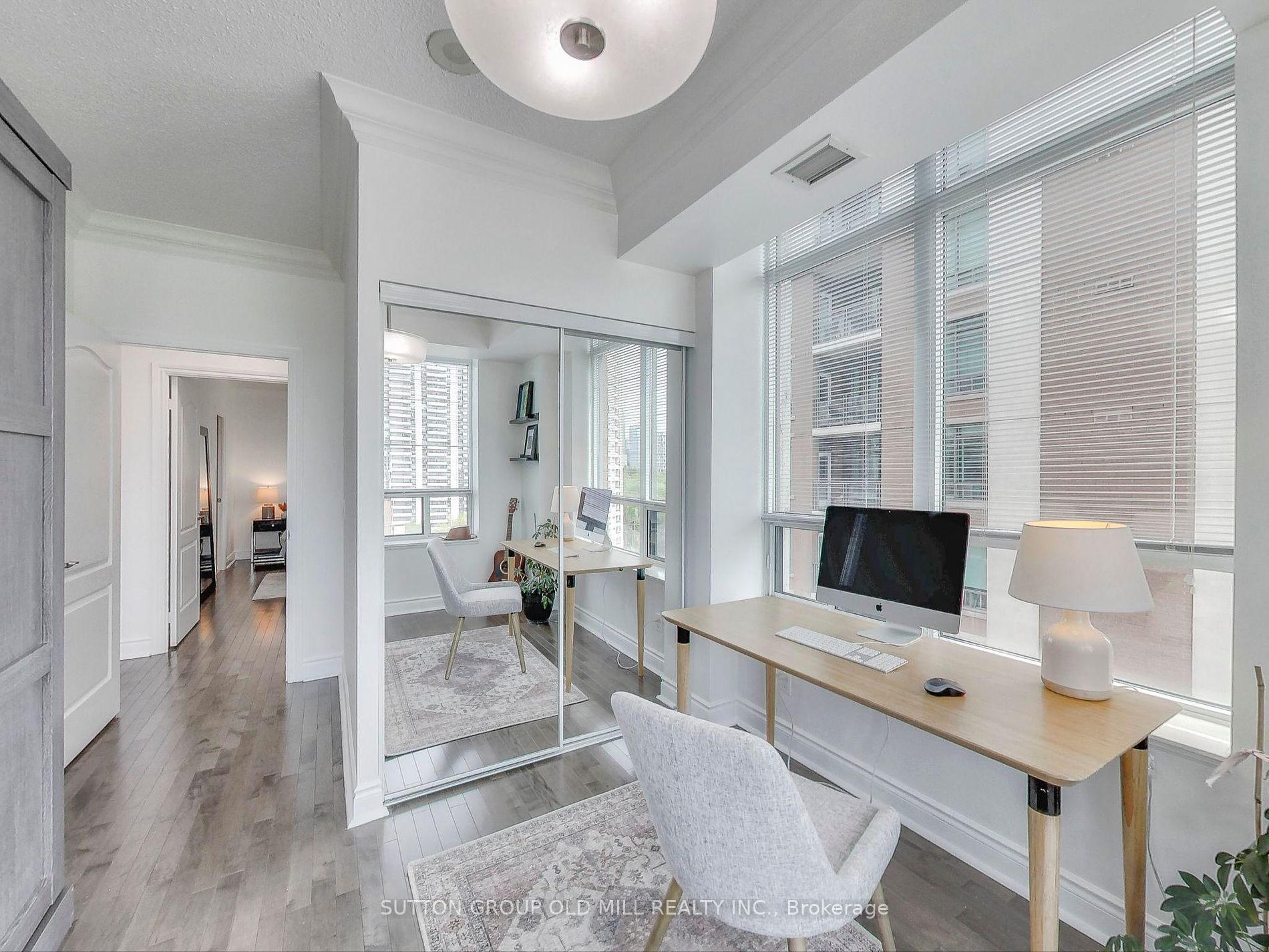 319 Merton Street, #1002