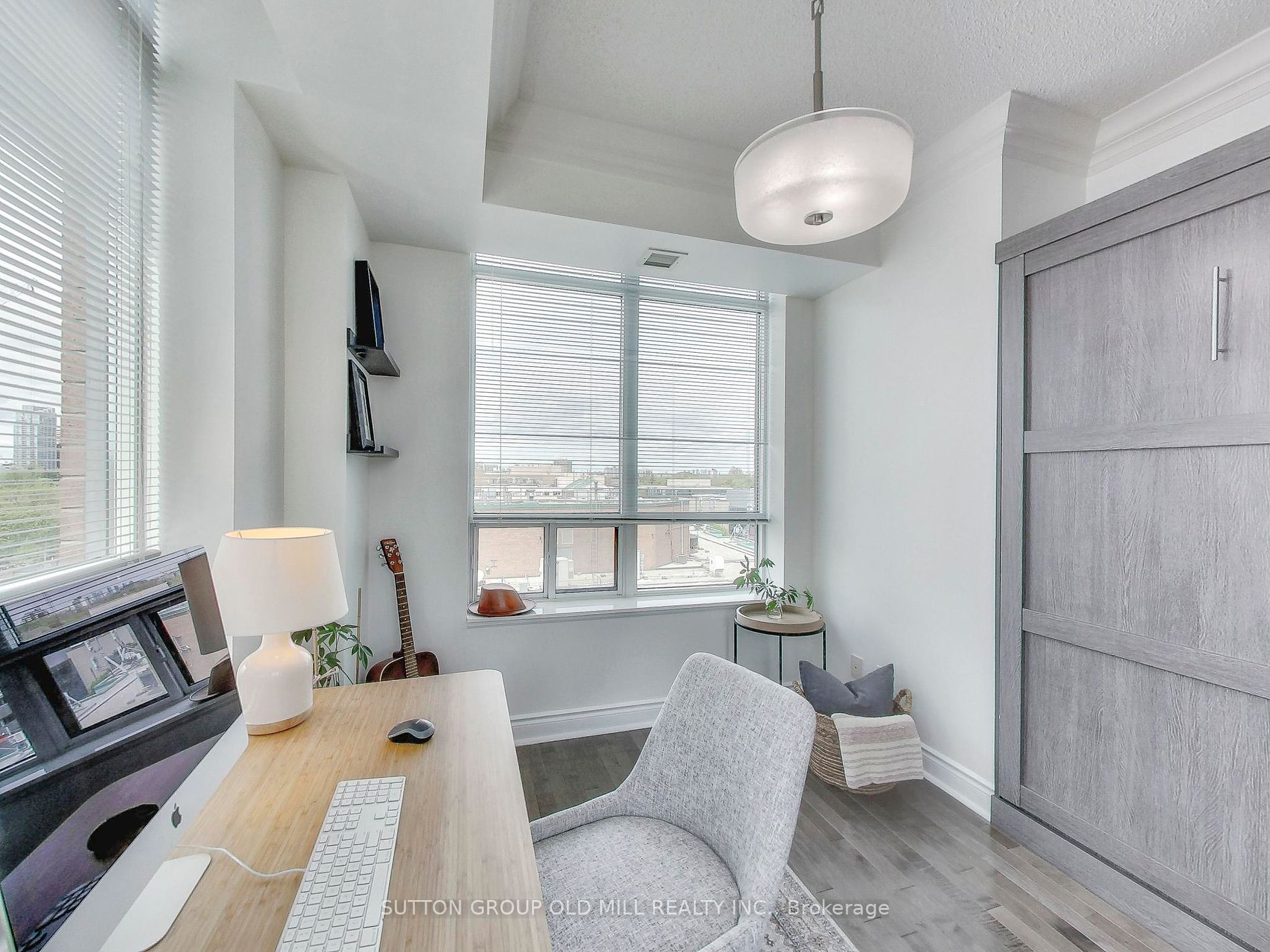 319 Merton Street, #1002