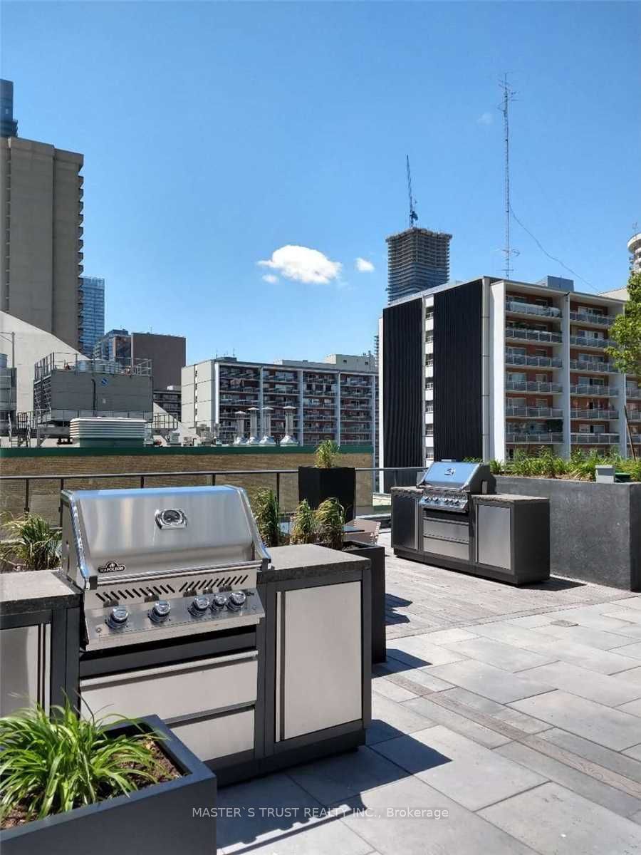 85 Wood St, #2303
