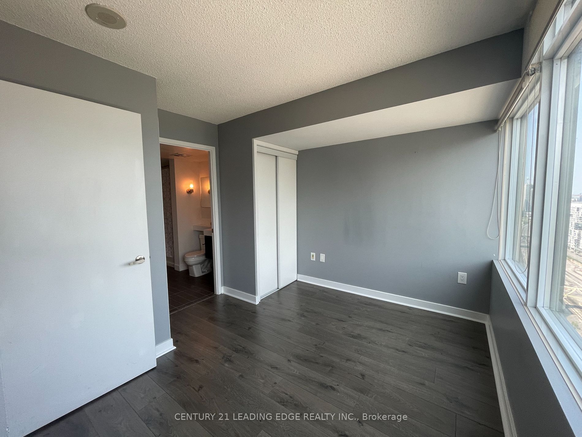 25 TELEGRAM Mews, #3211