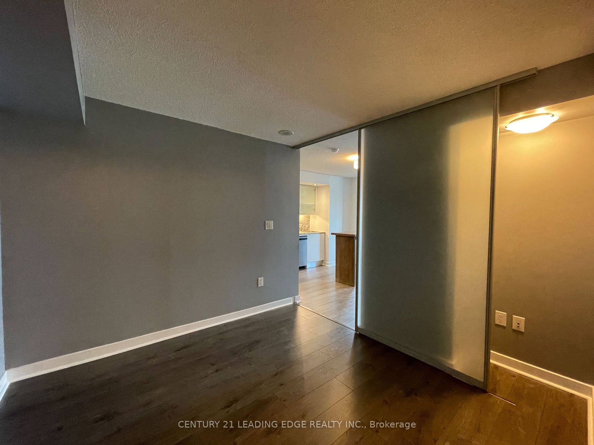 25 TELEGRAM Mews, #3211