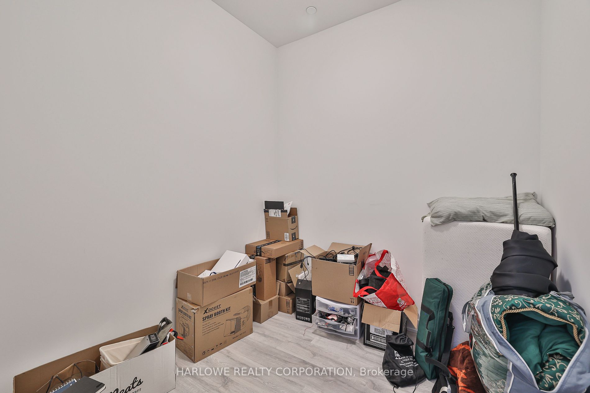 121 Lower Sherbourne St, #1056 SW